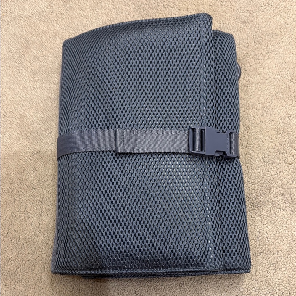 Dagne Dover Blue Mesh Joey Changing Kit Diaper Pad/Roll